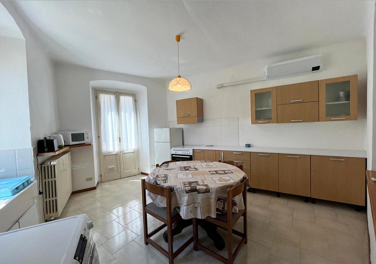 Appartement L'Antico Borgo à Lesa Extérieur photo