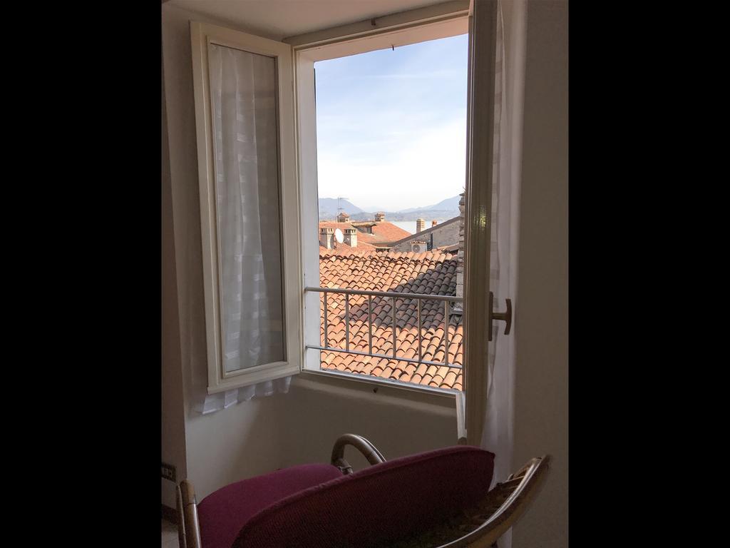 Appartement L'Antico Borgo à Lesa Extérieur photo
