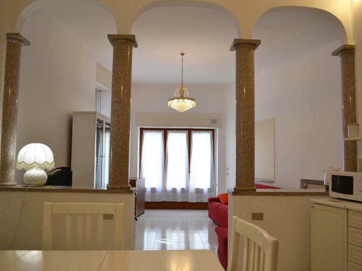 Appartement L'Antico Borgo à Lesa Extérieur photo
